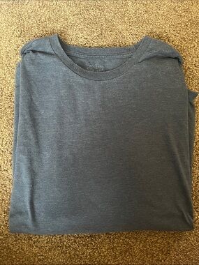 Basic Navy Gray Crewneck Tee